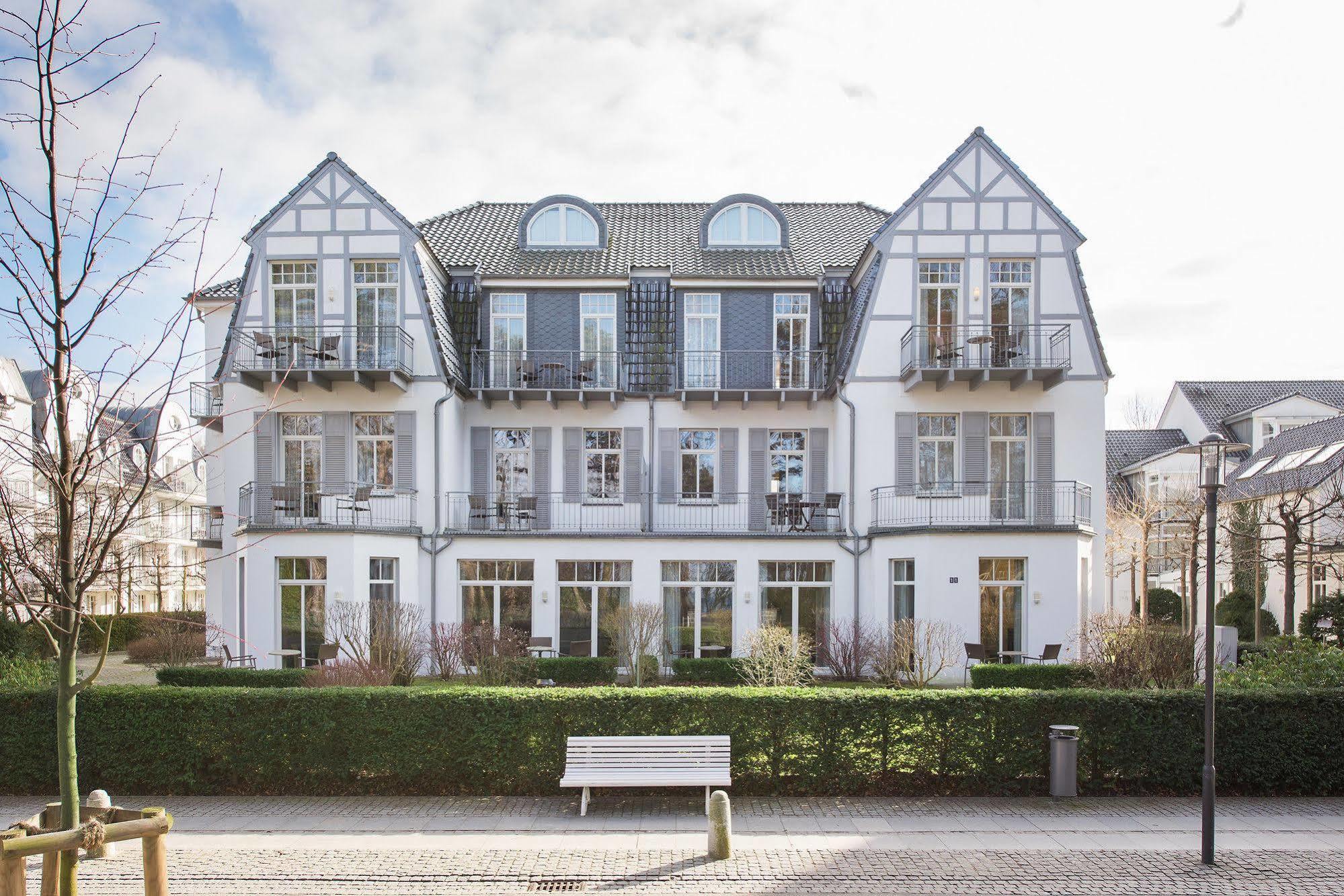 Aparthotel Kuehlungsborn, Villa Am Konzertgarten Luaran gambar