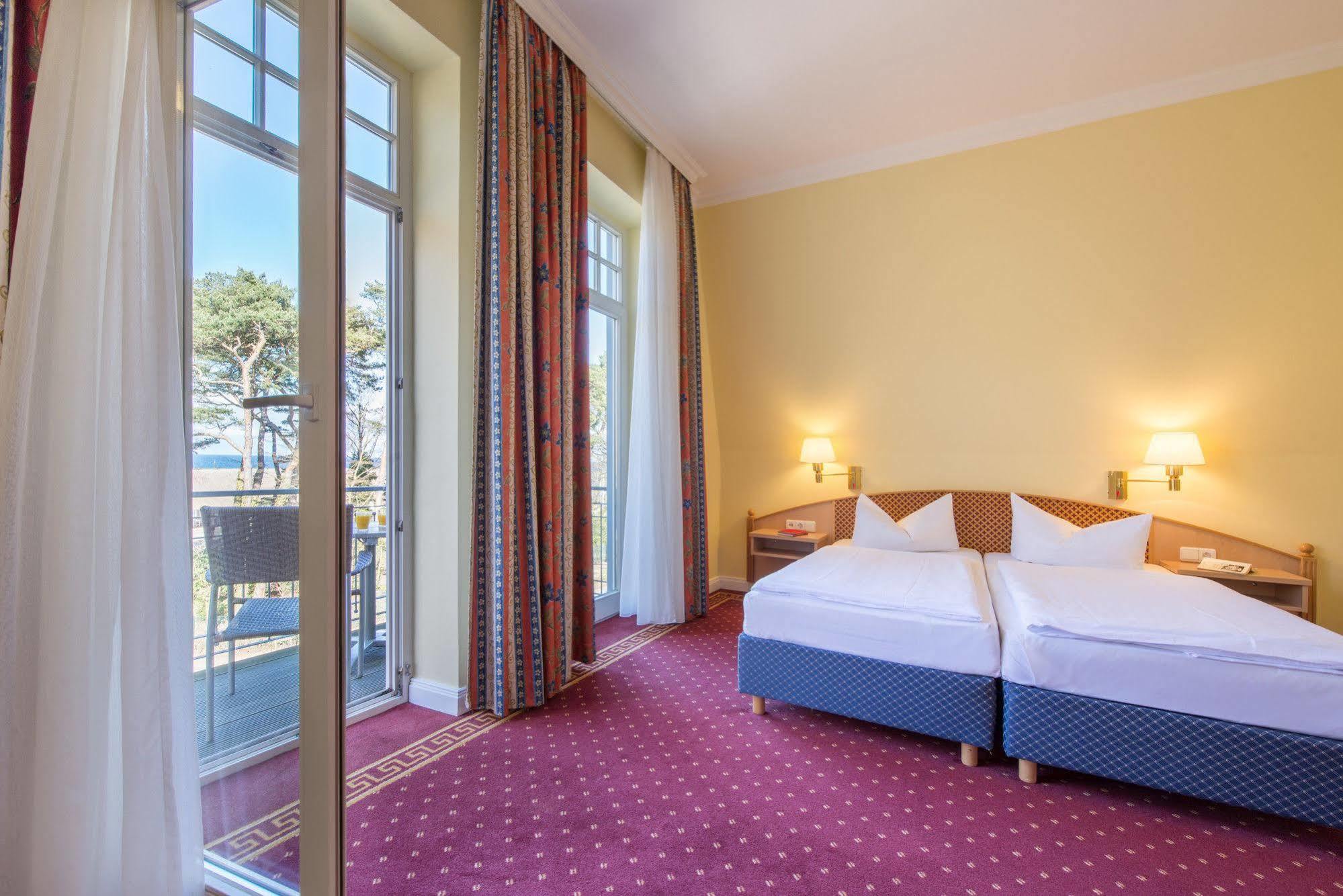 Aparthotel Kuehlungsborn, Villa Am Konzertgarten Luaran gambar