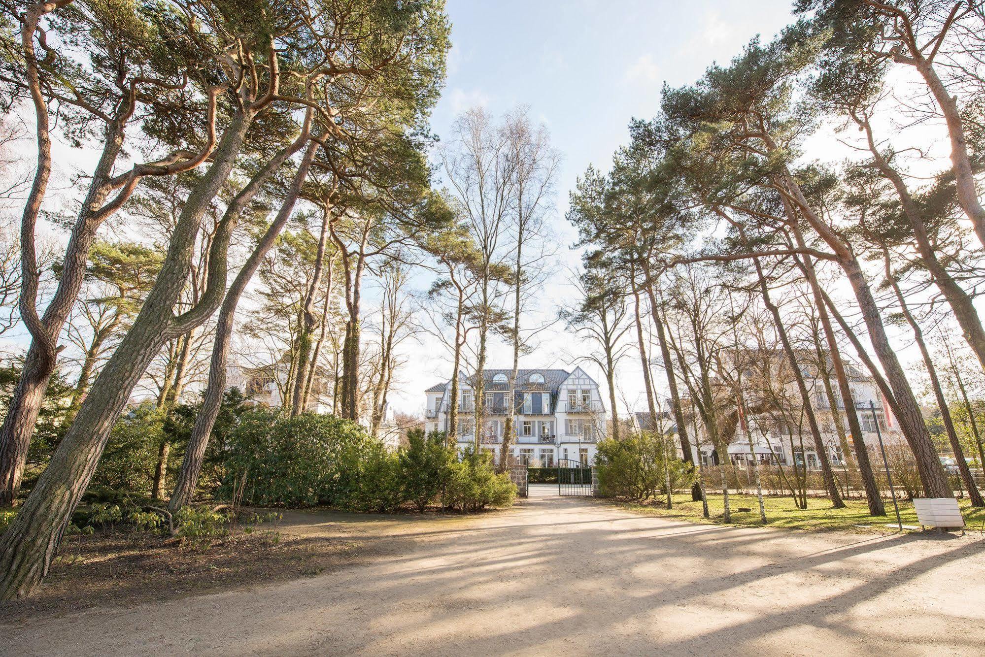 Aparthotel Kuehlungsborn, Villa Am Konzertgarten Luaran gambar
